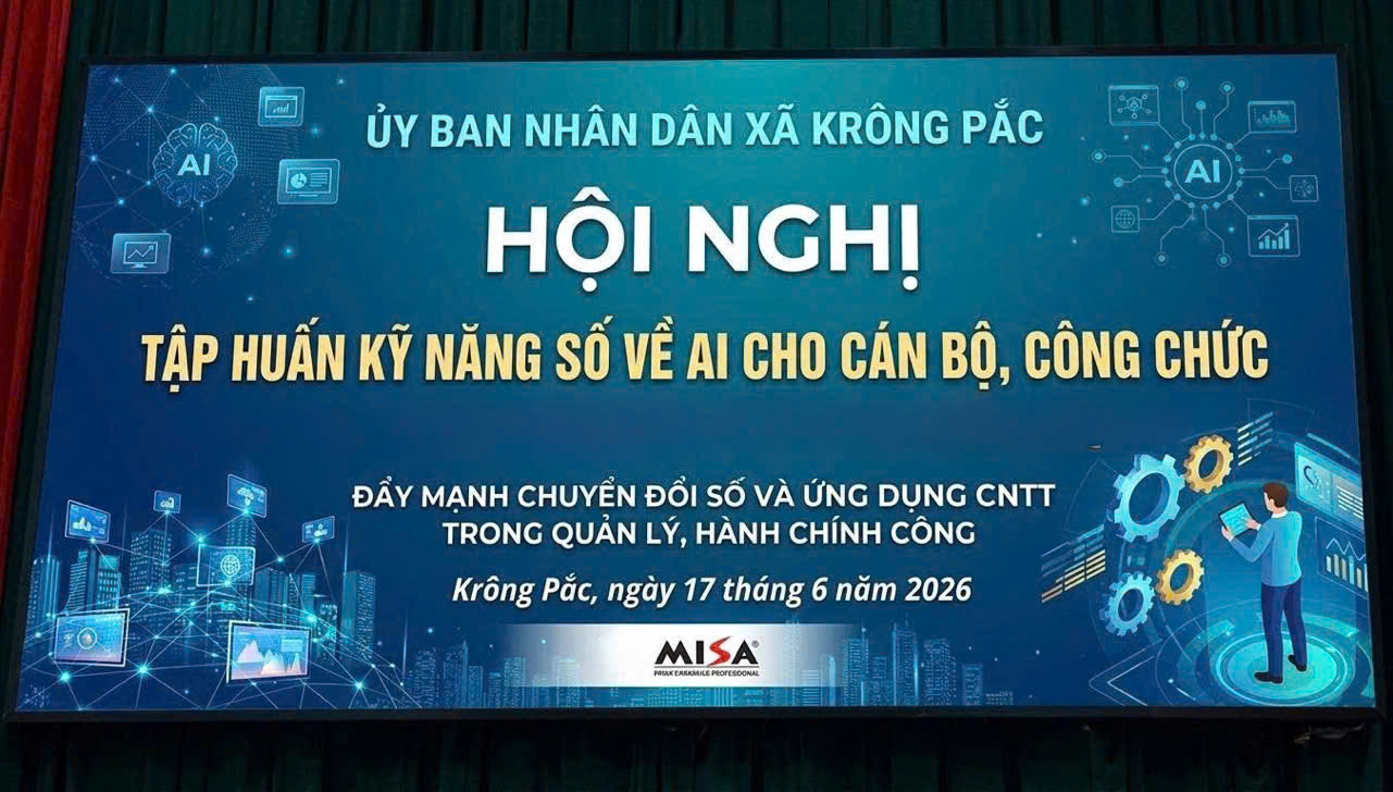Xã Krông Pắc (Đắk Lắk) tổ chức tập huấn kỹ năng số cho đội ngũ cán bộ, công chức